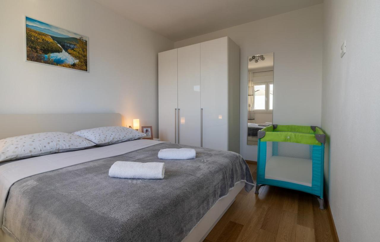 Private Villa Golden Hour With A View Of Split Area Kaštel Sućurac Bagian luar foto